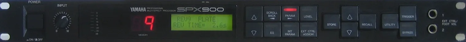 Yamaha SPX900 – Produktfoto